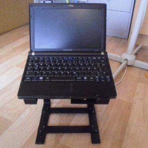 Netbook - Stativ Marke Eigenbau