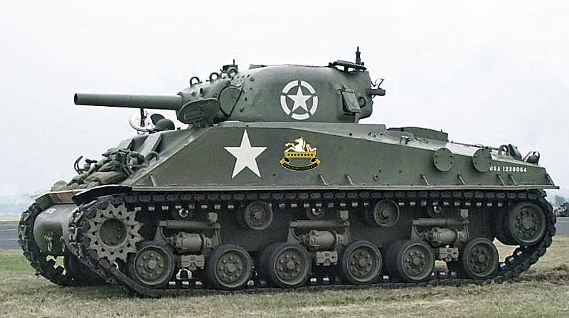 800px-Sherman_Tank_WW2.jpg