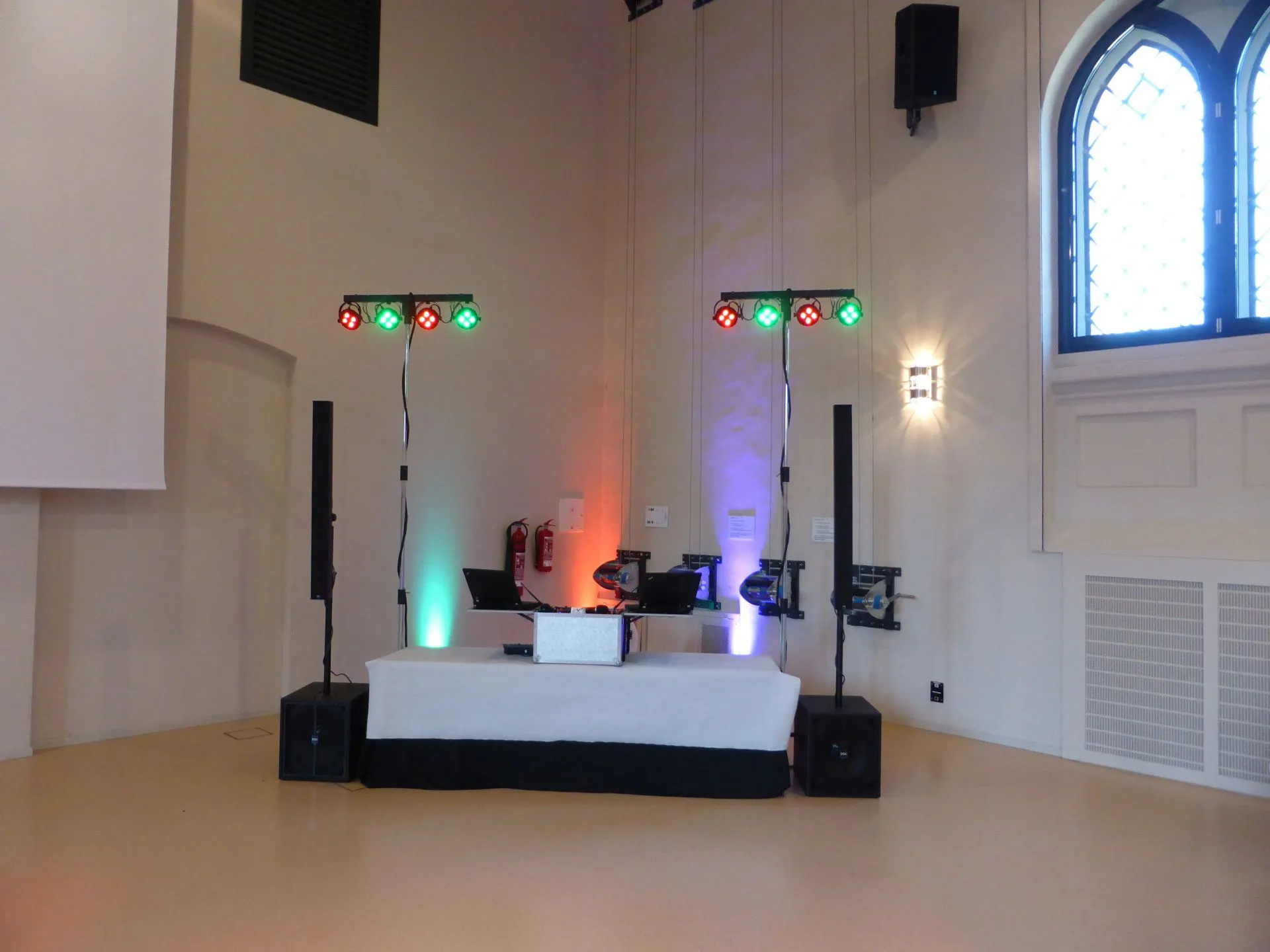 A 01.webp (DJ-Software, Controller & All-in-Ones)