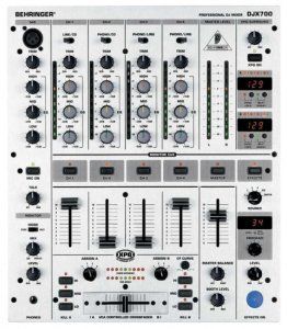 behringer djx700 mit djm600 potis_klein.jpg