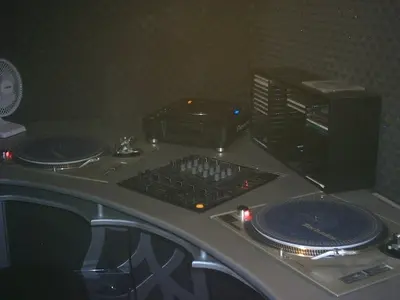 Dj Konsole 800-600.webp