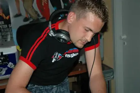 DSC_0012 (Small).webp