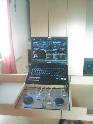 IMAGE_036.webp (Open Floor)