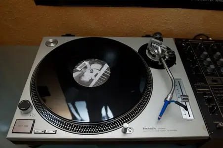 DJ Auktion-11. Dezember 2011-3.webp