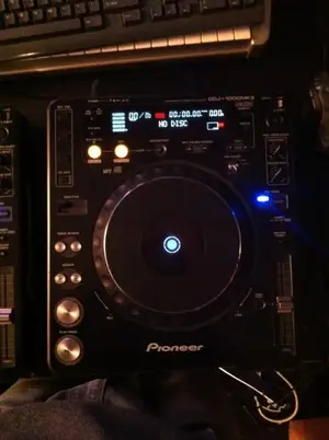 IMG_0636.webp (Digitale DJ Laufwerke (CD &amp; CO))