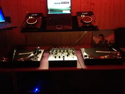 IMG_0036[1].webp (Open Floor)