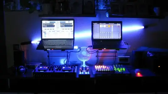 IMG_1051.webp (Open Floor)