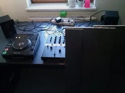 CAM00030[2].webp (Open Floor)