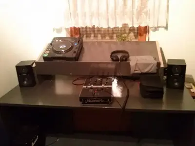 CAM00035[2].webp (Open Floor)