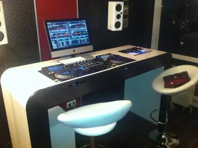 ImageUploadedByTapatalk1356454470.197880.webp (Open Floor)