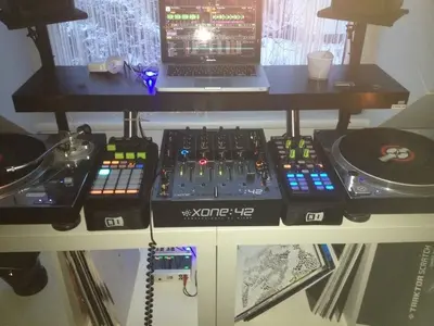 ImageUploadedByTapatalk1358622306.260784.webp (Open Floor)