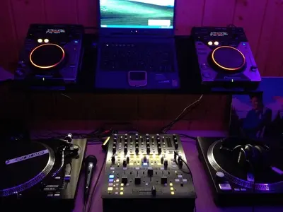 IMG_0030.webp (Open Floor)