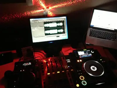 ImageUploadedByTapatalk1379923232.963130.webp (Open Floor)