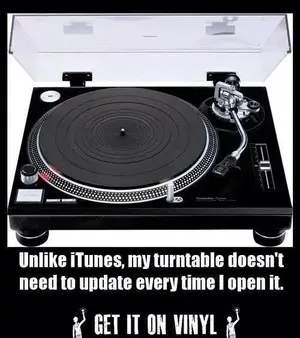 1901522_285133031635937_108671498_n.webp (Plattenspieler)