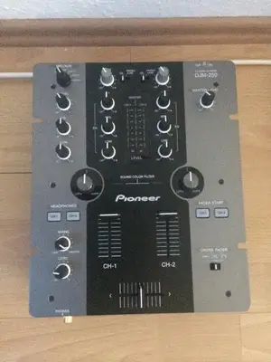 djm250.webp (Mixer)