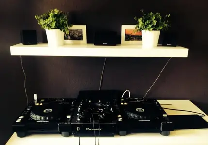 image.webp (Open Floor)