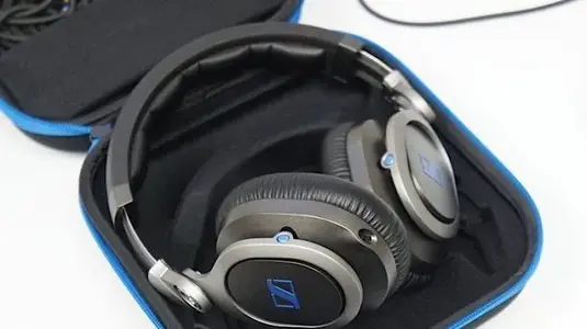 sennheiser-hd8-dj-fotograflari_90723.webp (Open Floor) sennheiser-hd8-dj-fotograflari_90723.webp (Open Floor)