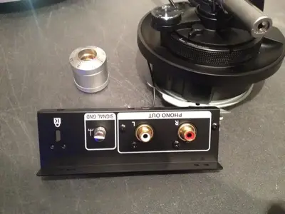 IMG_5870.webp (Plattenspieler)