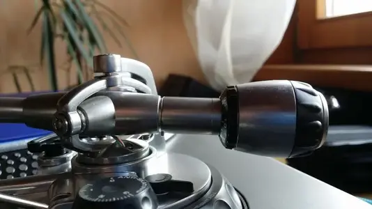 2015-02-25 13.49.52.webp (Plattenspieler)