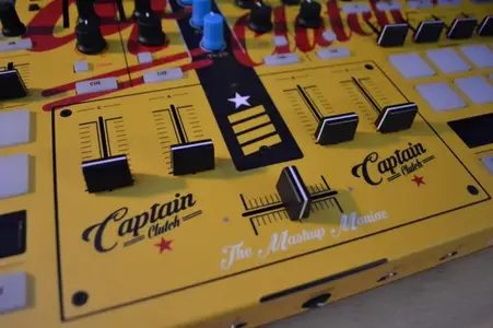 DSC_0178 (Medium).webp (DJ-Software, Controller & All-in-Ones) DSC_0178 (Medium).webp (DJ-Software, Controller & All-in-Ones)