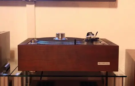 Pioneer_Exclusive_P-1000.webp (Plattenspieler)