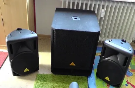 Boxen1klein.webp (Open Floor)