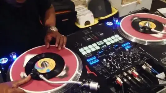 original.webp (Mischpulte)