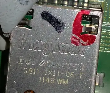 cdj-2000-nw-buchse_schrift.webp (Digitale DJ-Laufwerke) cdj-2000-nw-buchse_schrift.webp (Digitale DJ-Laufwerke)