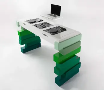 evonidesign-apollo-dj-furniture.webp (DJ-Tools)