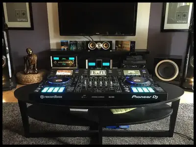 IMG_3591.webp (Open Floor) IMG_3591.webp (Open Floor)