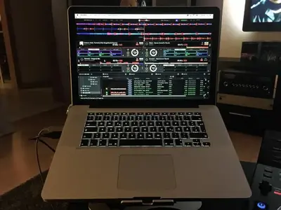 IMG_3632.webp (DJ-Software, Controller & All-in-Ones) IMG_3632.webp (DJ-Software, Controller & All-in-Ones)