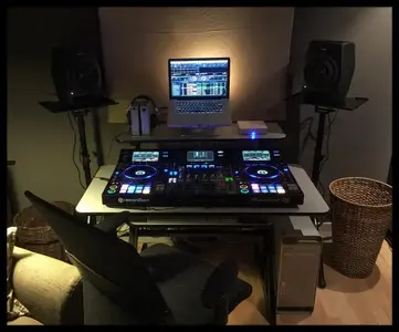 IMG_3781.webp (Open Floor)