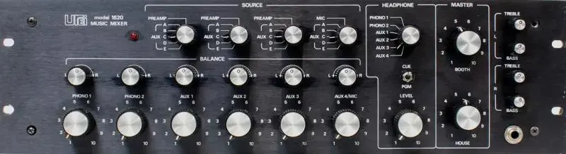 urei1620-top_0.webp (Mischpulte) urei1620-top_0.webp (Mischpulte)