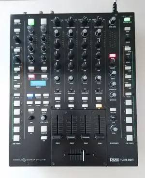 photo5384392262257059778.webp (Mixer)