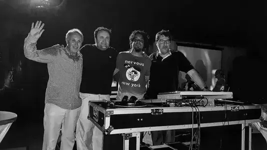 2017-06_11_TOJC_im_Jardin_Tropical_V4.webp (Lichteffekte, Nebelmaschinen, Hardware)