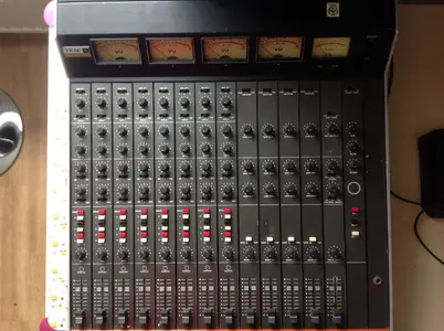 TEAC 5 Mixer