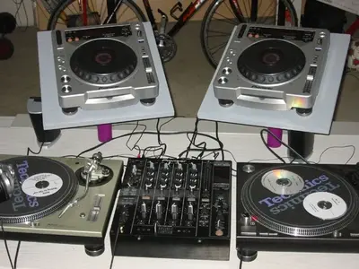 IMG_0085.webp (Mischpulte)