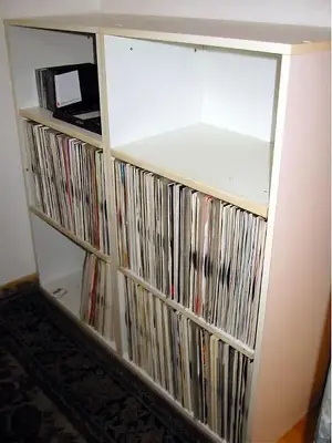 Küchenschrank regal.webp