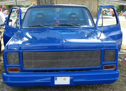 chevrolet73c10pickup2.webp