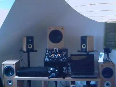 PICT0013.webp (Open Floor)