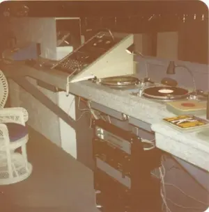 Phil LeBash discotheque in Central Pennsylvania 1976.webp