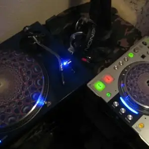 Denon + Technics blau 