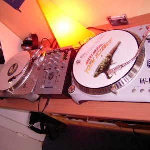 DJ Set illuminated II