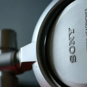 Sony MDR v700 nah