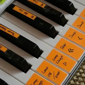 Oxygen 8 V2 Mit Traktor Etikettierung