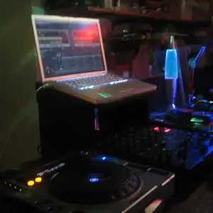 Endlich: Traktor Scratch