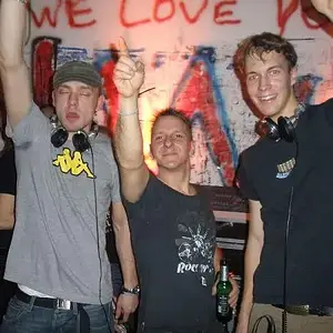 Hwp - Spg Feat. Club Machine[aka 20inch] Vs. Tom Maelzzer