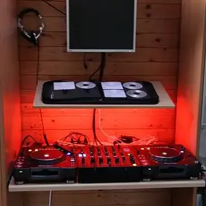 Neues Pult / Neuer Krams