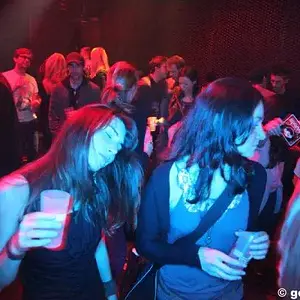 6887-l 0dd91664d7e045aabdd8562c25f72192