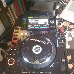 Cdj 2000
